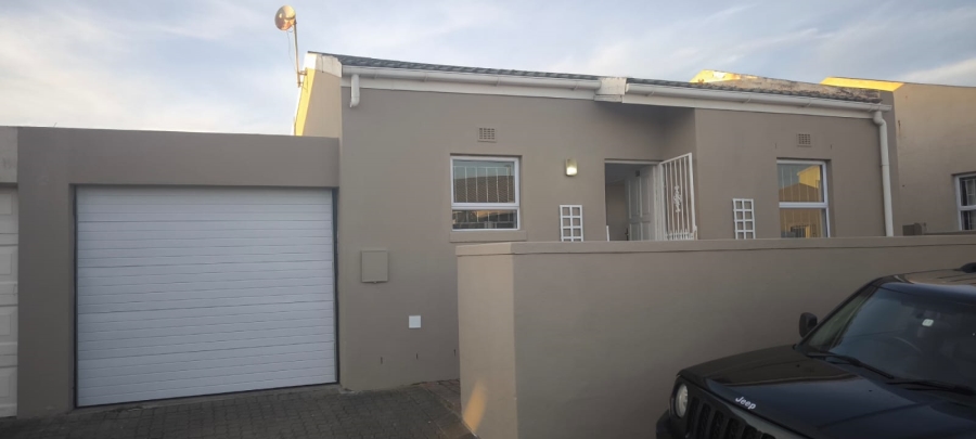 3 Bedroom Property for Sale in Costa Da Gama Western Cape